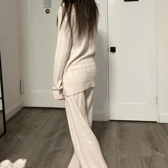 Boohoo turtleneck sweater set size s\m cozy self care quiet luxury monochromatic - Picture 2 of 3